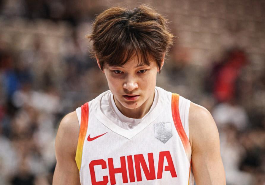 世界杯手机观看-杨力维：我认为长时间集训不是最优选择，我们也需要回归生活